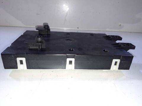 Foto 3ª: Caja Reles Fusibles Mercedes Vito 2.1 CDI CAT 136CV 100KW (2014)