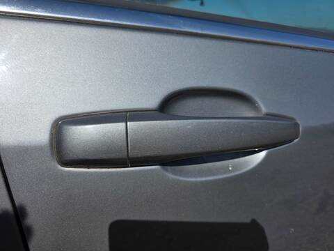 Maneta Exterior Delantera Derecha Cadillac SRX V6 SPORT LUXURY 258CV 190KW
