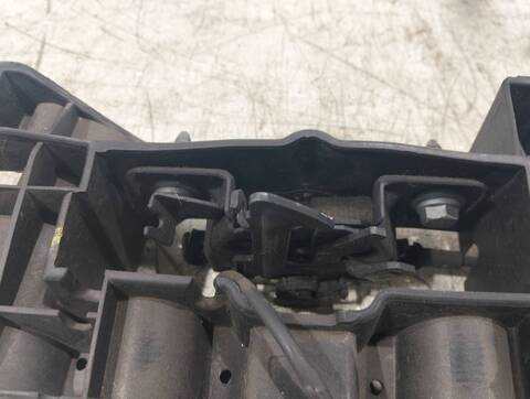 Foto 2ª: Cerradura Capot Renault Captur 1 DCI DIESEL FAP 90CV [K9K628] (2013)
