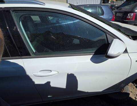 Puerta Delantera Derecha Peugeot 308 STYLE 120CV 88KW