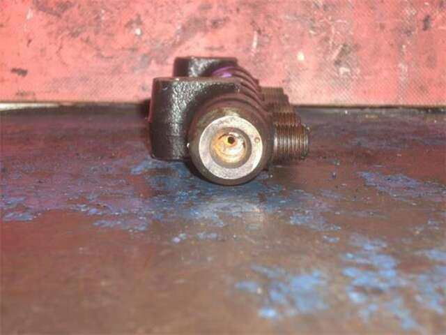 Foto 3ª: Rampa Inyectora Citroen Berlingo 1.6 HDI 90 [9HX (DV6ATED4)]