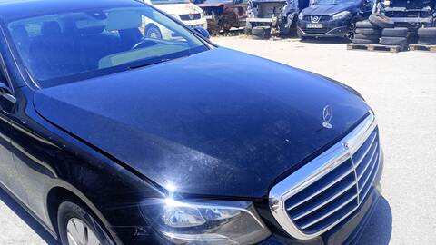 Foto 2ª: Capot Mercedes Clase E 180 E 200 D 213.013) 150CV 110KW [OM 654.920]