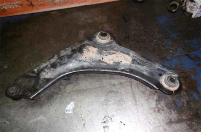 Foto 2ª: Brazo Suspension Delantero Derecho Renault Laguna 1.6 16V (BG0A. BG0L) [K4M 710]