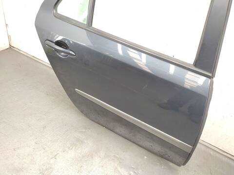 Foto 2ª: Puerta Trasera Derecha Renault Laguna 1.9 DCI BG1A BG1V) 130CV 96KW [F9Q758] (2007)