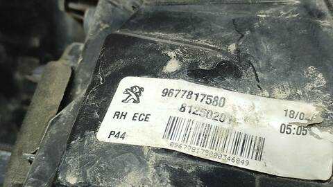 Foto 4ª: Piloto Trasero Derecho Peugeot 308 STYLE 99CV 73KW [BH02 BHYB] (2016)