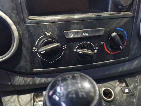 Mando Calefacción A. A. Citroen Berlingo CLUB M 99CV 73KW FURGON