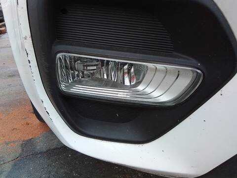 Foto 3ª: Faro Antiniebla Delantero Derecho Kia Carens BASIC 116CV 85KW [D4FD] (2017)