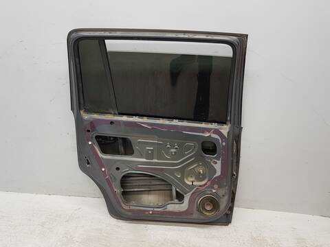 Foto 3ª: Puerta Trasera Izquierda Opel Zafira COSMO (2005)