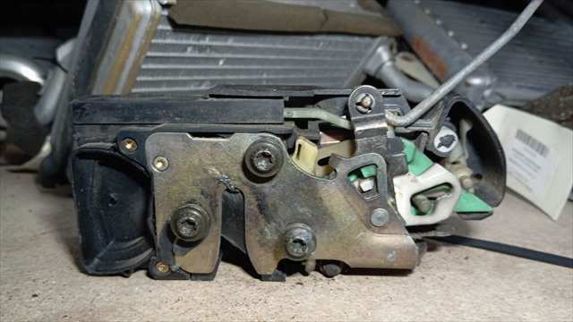 Cerradura Puerta Delantera Derecha Opel Frontera 2.2 G B 3P 16 V sport