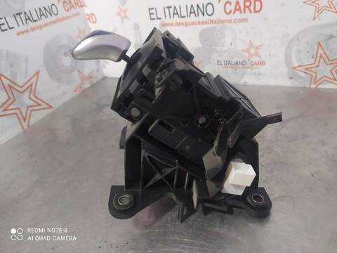 Foto 4ª: Palanca de Cambio Toyota Auris HYBRID ACTIVE 99CV 73KW [2ZR] (2010)