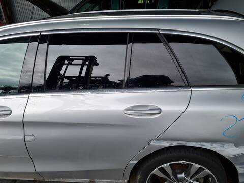 Foto 2ª: Puerta Trasera Izquierda Mercedes Clase C 160 C 250 T CDI 4MATIC BLUETEC 205.209) 204CV 150KW FAMILIAR [651921] (2014)