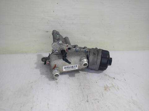 Foto 1ª: Radiador Aceite Alfa Romeo Giulietta 1.6 JTDM CAT 105CV [940A3000] (2010)