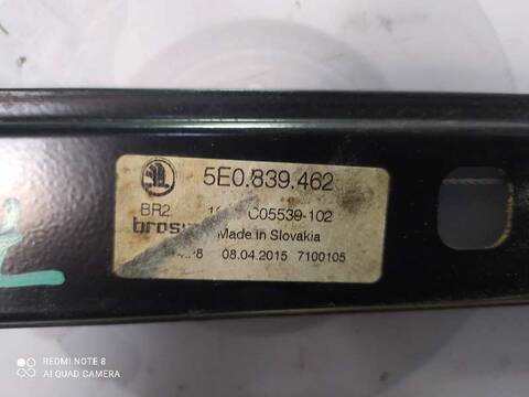 Foto 3ª: Elevalunas Manual Trasero Derecho Skoda Octavia ACTIVE 105CV 77KW [CLH] (2015)