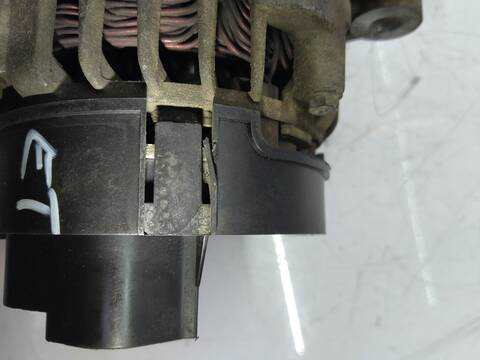 Foto 3ª: Alternador Opel Combo 105 CV 77KW [A16FDH LJ5 198A3000] (2013)
