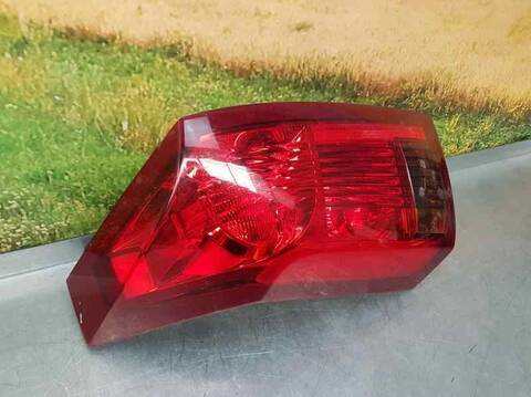 Foto 2ª: Piloto Trasero Izquierdo Cadillac CTS 3.2 218CV 160KW [LA3] (2004)