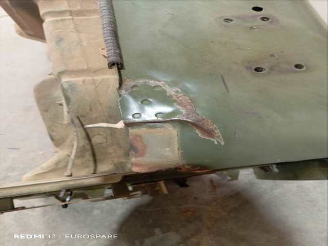 Foto 3ª: Aleta Delantera Izquierda Santana Anibal 2.8 TD MILITAR [8140.43P] (2004)