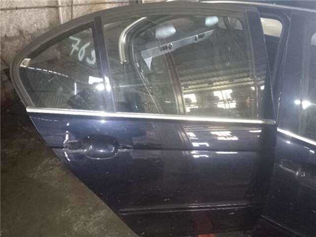 Foto 2ª: Puerta Trasera Derecha Bmw Serie 3 315 2.0 318D [2.0 LTR. - 85 KW DIESEL CAT (1951 CM3)] [M47 D20 (204D1)]