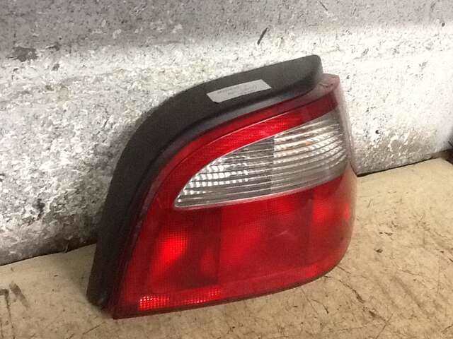 Foto 2ª: Piloto Trasero Derecho Renault Megane 1.9 I BA0/1_) (1998)