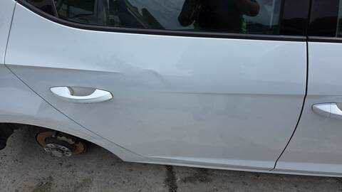 Foto 2ª: Puerta Trasera Derecha Seat Leon STYLE 105CV 77KW (2012)