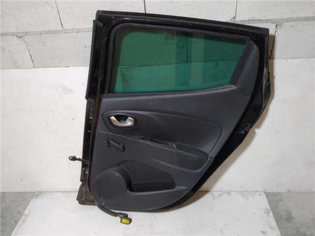 Foto 2ª: Puerta Trasera Derecha Renault Clio 0.9 (90 CV)