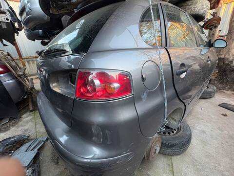 Foto 2ª: Piloto Trasero Derecho Seat Ibiza ASY (2002)