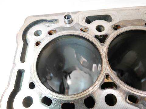 Bloque Motor Ford Transit 130 CV 96KW