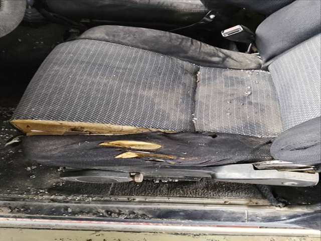 Foto 2ª: Asiento Delantero Izquierdo Isuzu Trooper VERSION INDEFINIDA (1991)