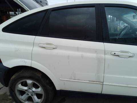 Foto 2ª: Puerta Trasera Derecha Ssangyong Actyon 200 XDI 141CV 104KW [D20DT] (2009)