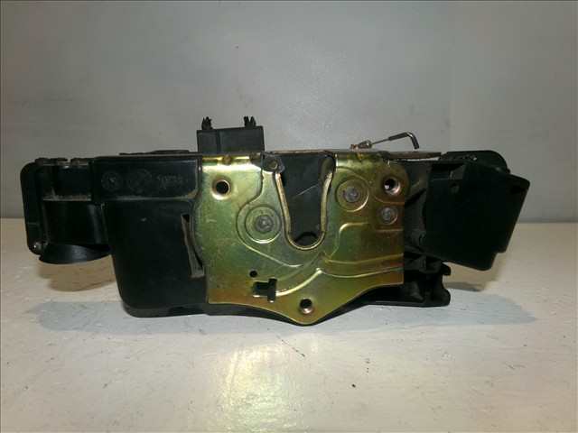 Foto 1ª: Cerradura Puerta Delantera Izquierda Fiat Stilo 1.9 JTD 2001-2007 [192A1000] (2004)