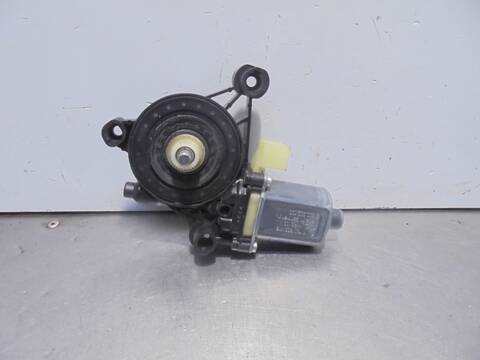 Elevalunas Eléctrico Delantero Izquierdo Seat Leon 1.2 TSI 110CV 81KW