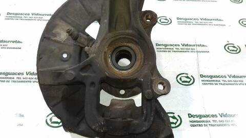 Foto 3ª: Mangueta Delantera Izquierda Volkswagen Touareg TDI V6 225CV 165KW [BKS] (2003)