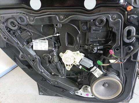 Elevalunas Manual Trasero Izquierdo Mercedes Clase C 160 CLA 200 D COUPE 150CV 110KW