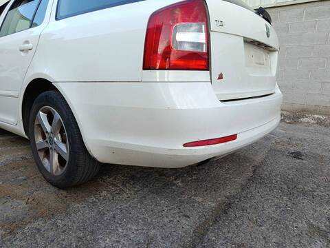 Foto 2ª: Paragolpes Trasero Skoda Octavia CAY (2011)