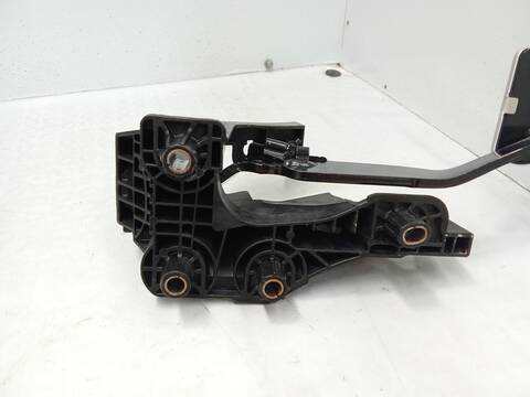 Foto 4ª: Pedal Freno Renault Arkana 1.3 TCE 140 LDN0) 140CV 103KW [H5H 490] (2021)