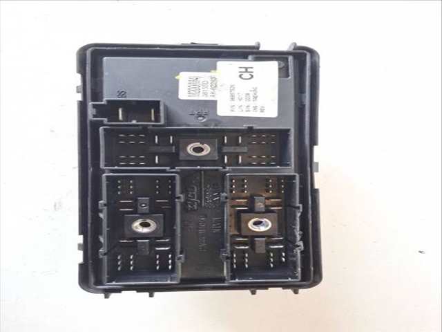 Foto 2ª: Caja Reles Fusibles Chevrolet Matiz S 1.0 CAT 67CV (2005)