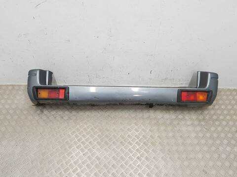 Paragolpes Trasero Toyota Land Cruiser TD VX 5-PTAS.) KZJ95)