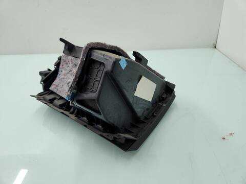 Foto 2ª: Guantera Mercedes Clase C 160 CLA 200 CDI 117.308) 136CV 100KW [651930] (2015)