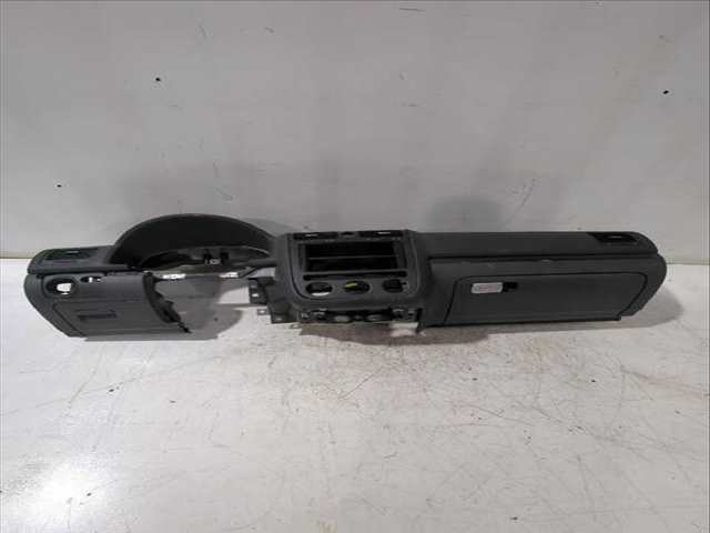 Salpicadero Volkswagen Golf 2.0 TDI 140CV