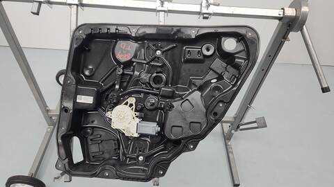 Elevalunas Manual Trasero Derecho Mercedes Clase C 160 C 220 T D 206.204) 220CV 162KW FAMILIAR