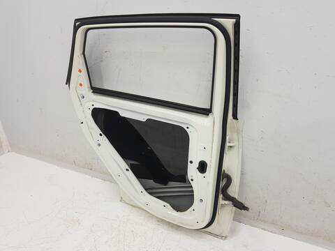 Foto 3ª: Puerta Trasera Izquierda Mercedes Clase B 150 B 180 CDI 246.212) (2011)