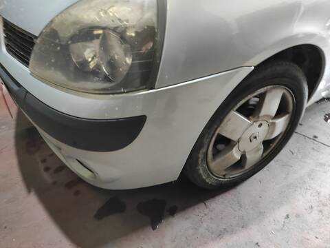 Foto 3ª: Paragolpes Delantero Renault Clio K9K702 (2003)