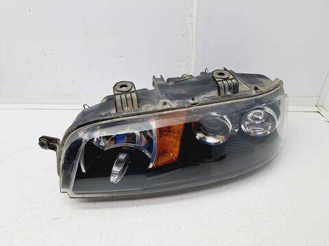 Foto 3ª: Faro Izquierdo Fiat Punto BERLINA 131CV 96KW [188A4.000] (2002)