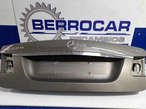 Portón Mercedes Clase E 180 2.1 CDI CAT AUT. 170CV
