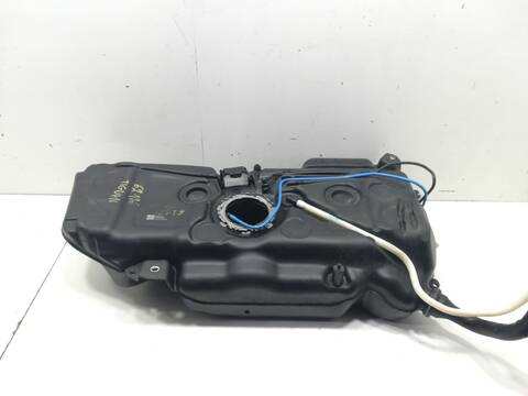 Foto 3ª: Deposito de Combustible Volkswagen Tiguan DFG (2018)