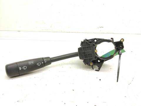 Foto 1ª: Mando Multifuncion Mercedes Clase A 140 160 168.033) 102CV 75KW [166960] (2001)