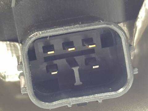 Foto 3ª: Valvula EGR Hyundai i20 KLASS [G3LF]