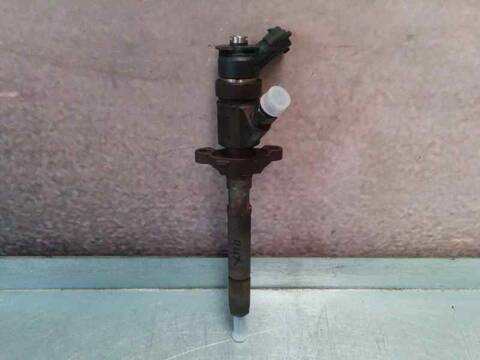 Foto 1ª: Inyectores Citroen C4 1.6 HDI CAT 9HY - DV6TED4) BERLINA 109CV 80KW [9HX] (2004)