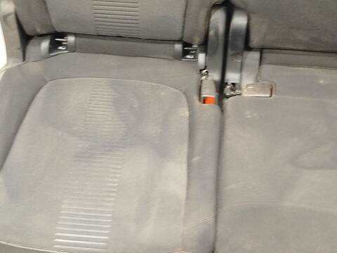 Foto 3ª: Asientos Traseros Ford Kuga 2.5 FHEV 190CV 140KW [BGDC] (2024)