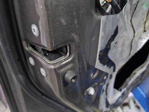 Cerradura Puerta Delantera Izquierda Toyota Auris 1.8 HYBRID ZWE186_) 136CV 100KW