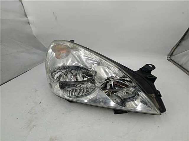 Foto 2ª: Faro Derecho Toyota Corolla 2.2 D-4D SPORT [2.2 LTR. - 130 KW D-CAT] [2AD-FHV]